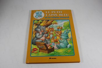 Hemma Le Petit Lapin Bleu et Le vilain renard