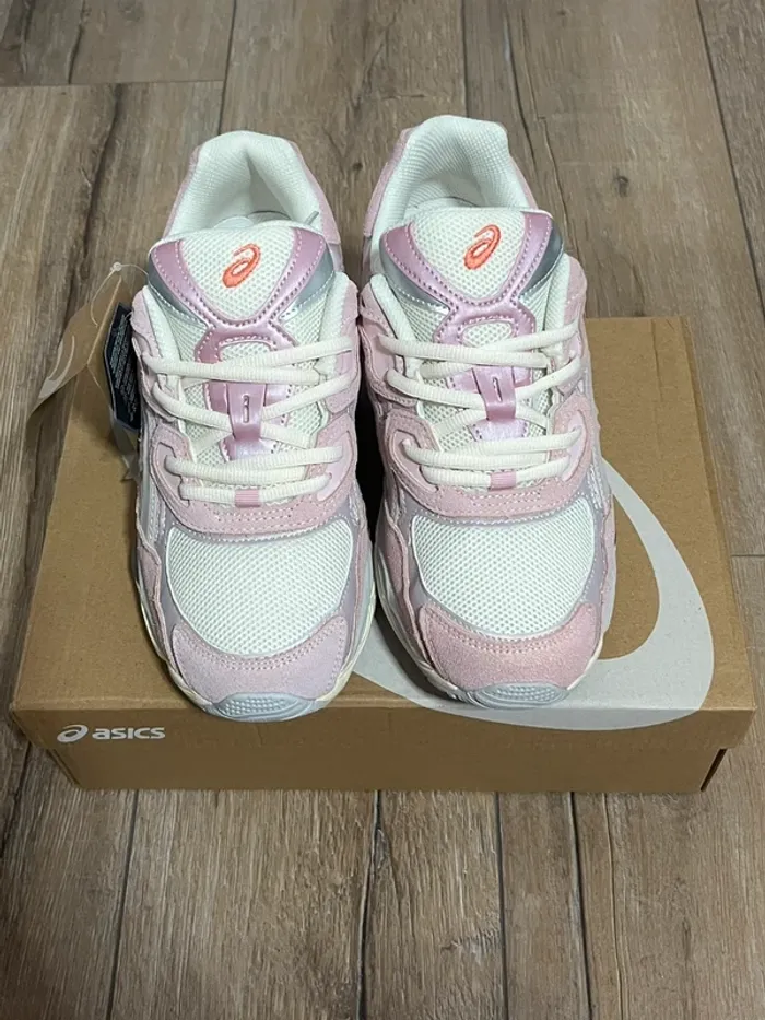 Asics Gel-NYC “Cream Rose Water” - photo numéro 5