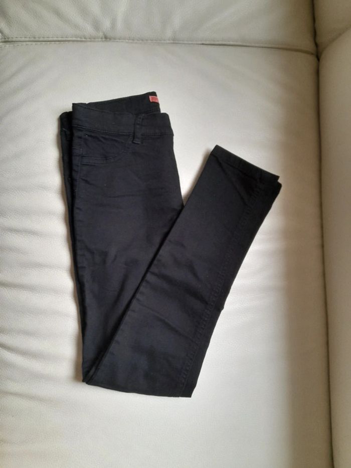 Vends lot de 3 pantalons - photo numéro 3