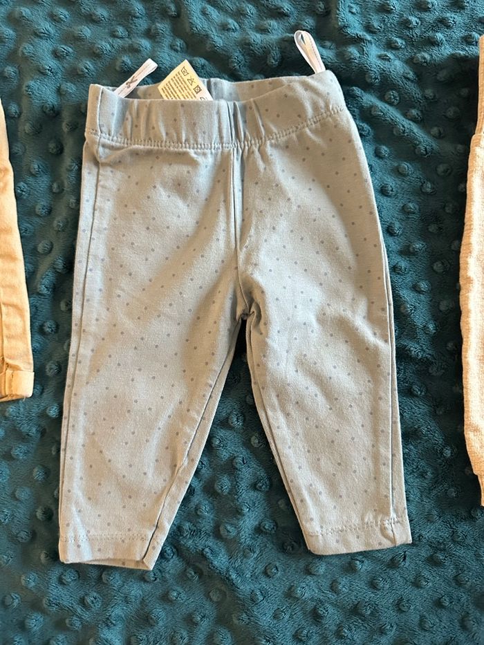 Lots pantalon bébé - photo numéro 4
