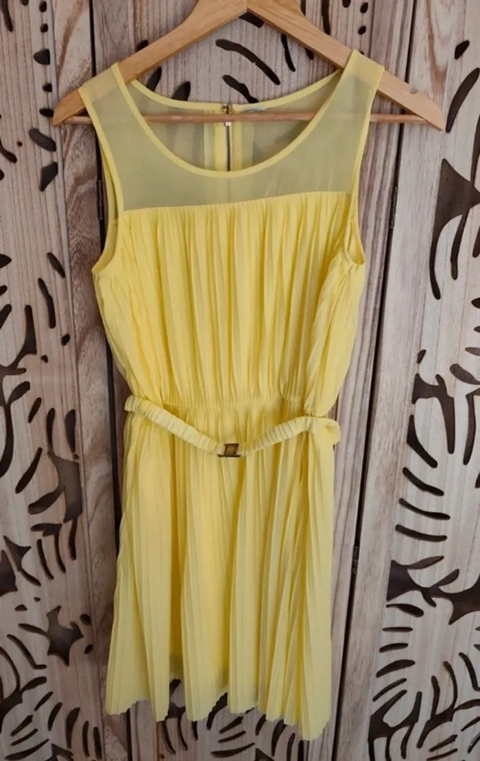 Robe plissée, ceinture Taille S - photo numéro 6