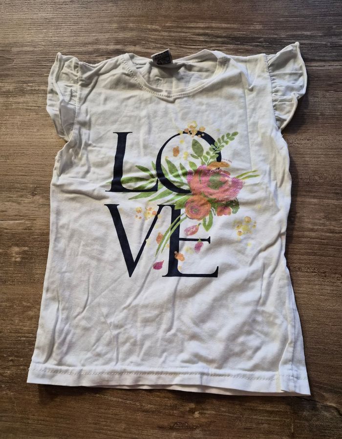 Tee-shirt - photo numéro 1