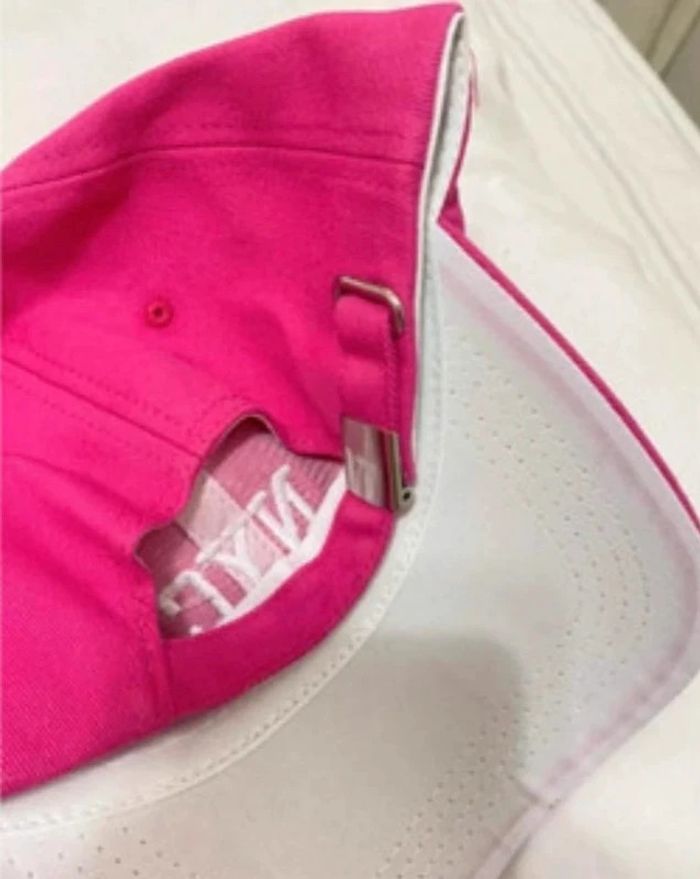 Casquette rose écriture New York taille unique, neuve - photo numéro 4