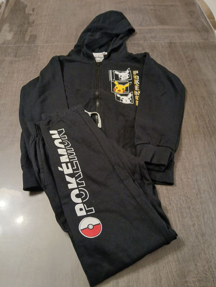 Survêtement pokemon