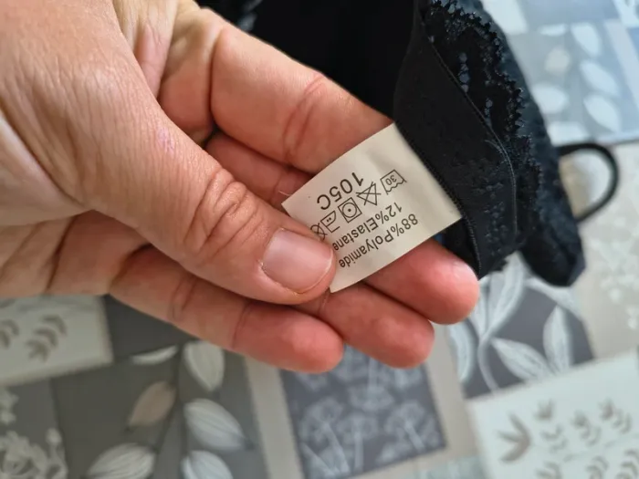 Soutien gorge 105C - photo numéro 3