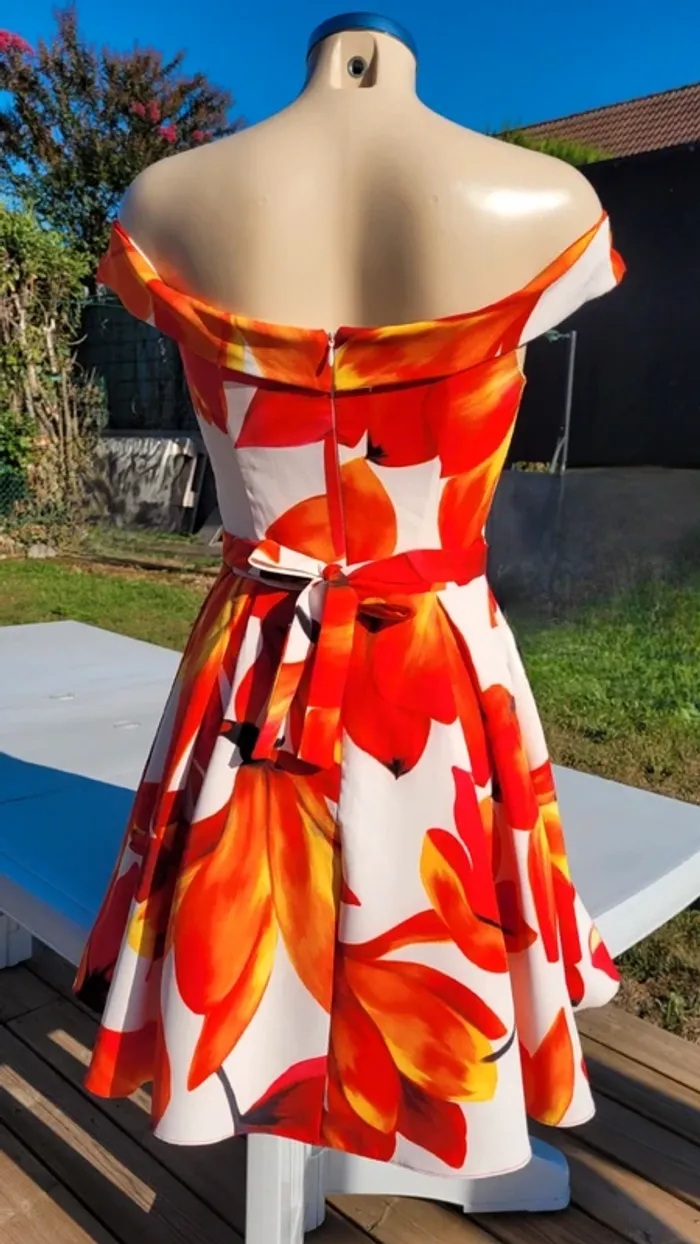 🌺Robe style pin-up🌺 - photo numéro 3