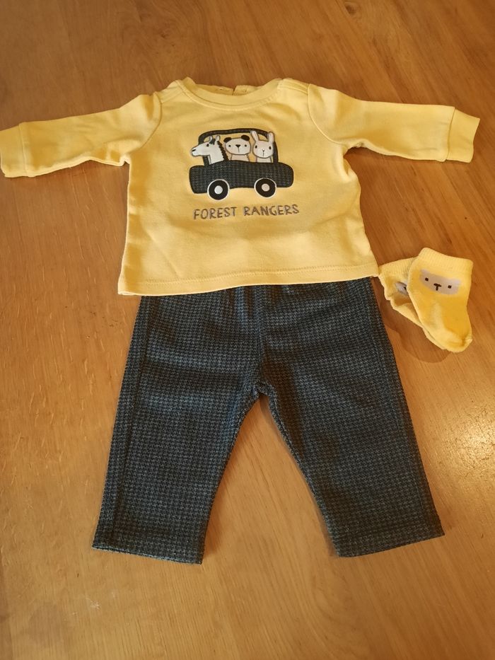 Ensemble bébé 3 mois - photo numéro 2