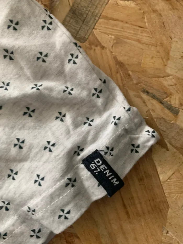 T-shirt à motif - photo numéro 4