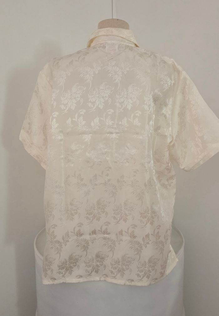 Chemisier satiné DAMART ivoire fleuri – effet soie, boutons dorés – T. L – comme neuf - photo numéro 10