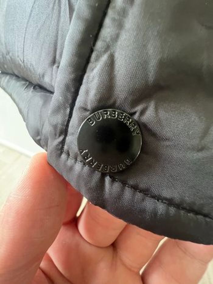 Doudoune Burberry - photo numéro 3