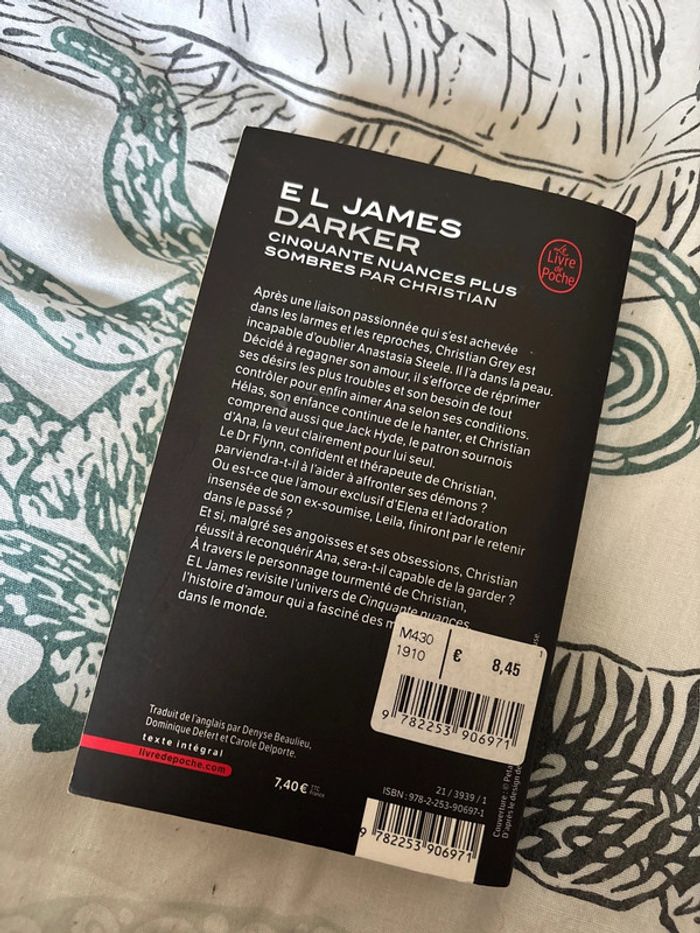 Livre « Darker » de E.L James - photo numéro 2