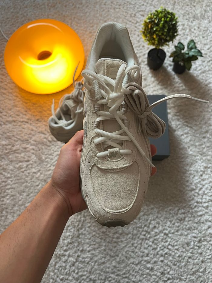 New Balance 204L Timberwolf Linen (pointure 40.5) - photo numéro 2