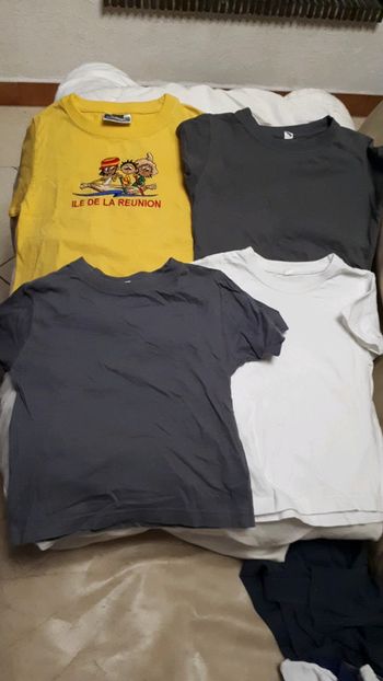 lot t shirt 2-3 ans