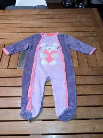 Pyjama fille T 12 mois