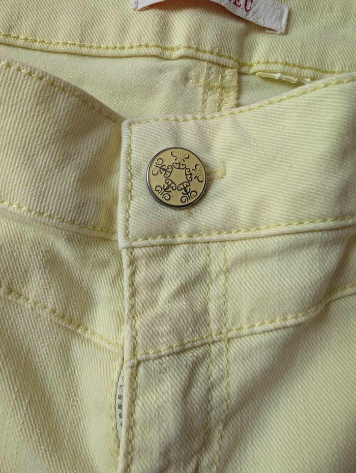 Short jaune pâle - photo numéro 2