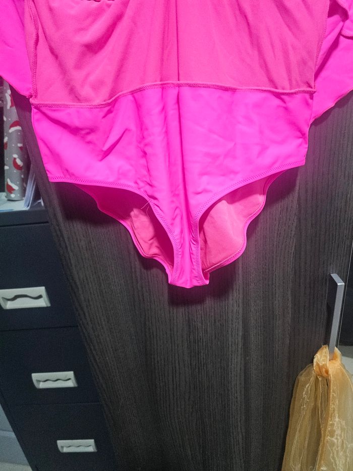 Maillot de bain 1 piece - photo numéro 2