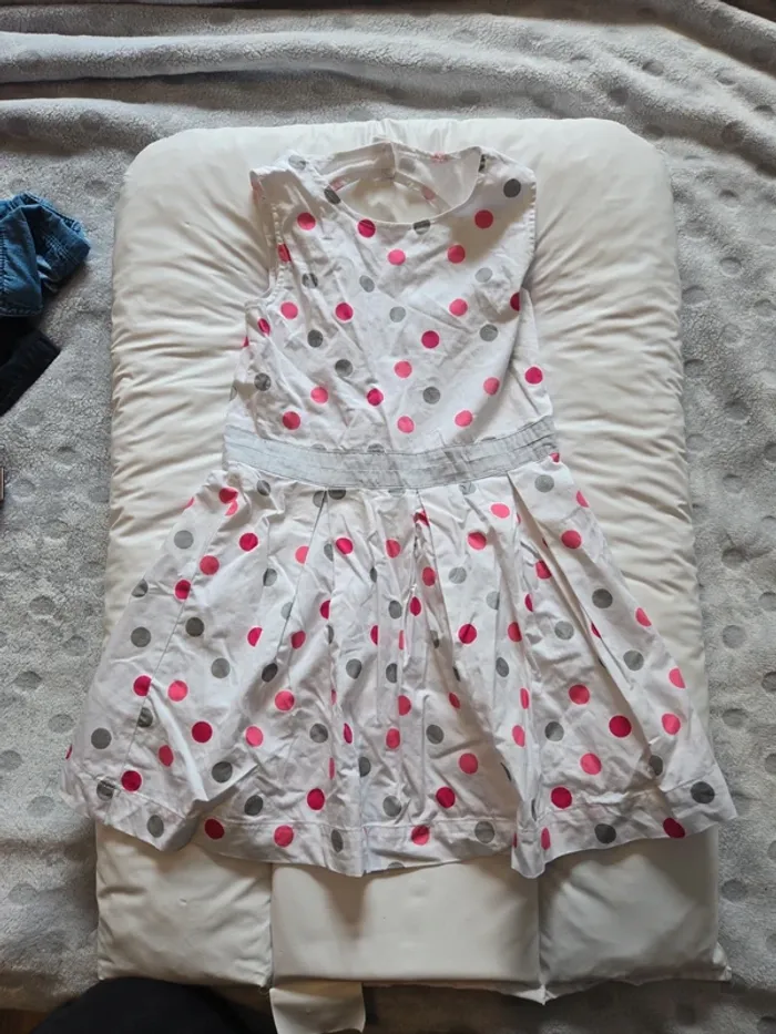 Robe fille verbaudet taille 6 ans - photo numéro 2