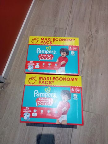 Couches pampers pants taille 6