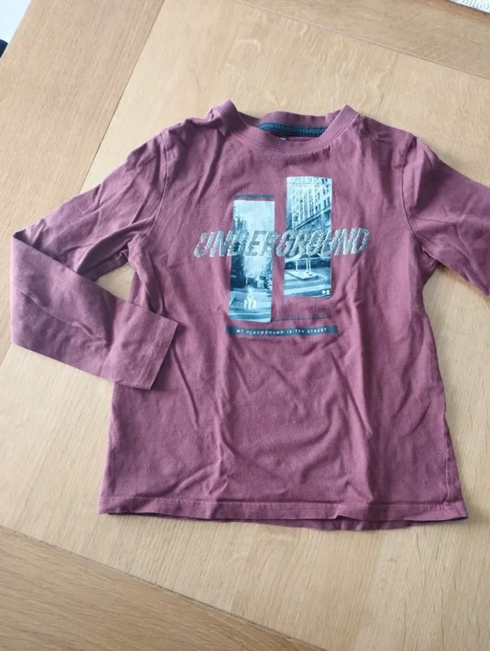 Tee-shirt manches longues Kiabi 8 ans
