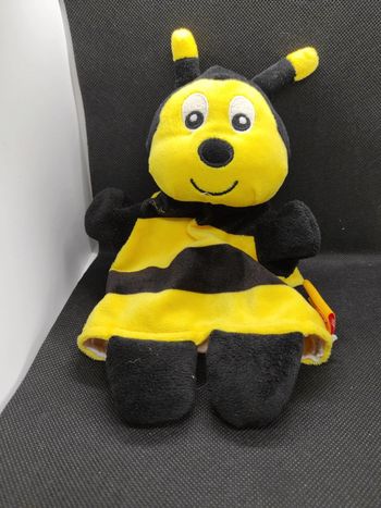 Plush marionette doudou plat abeille bee fizzy design france #geektradedoudou