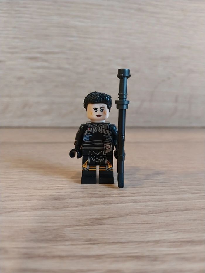 Figurine type lego Fennec Shand Mandalorian star wars