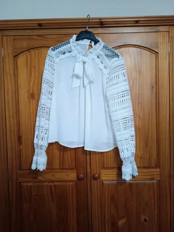 Blouse blanche manche crochet Shein