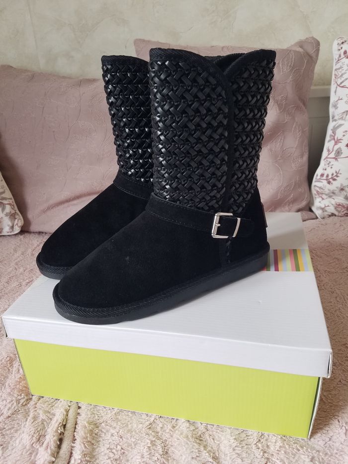 Bottes fourrees femme en cuir Les Tropeziennes t 38 NEUF - photo numéro 5