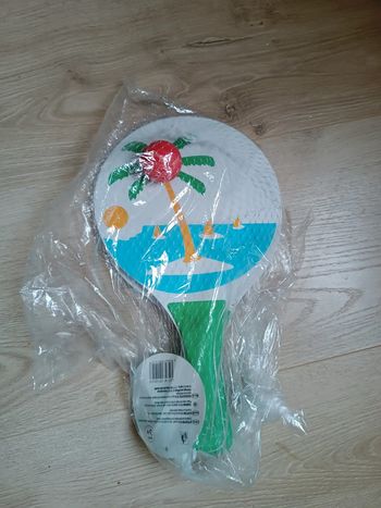 Raquettes plages neuves