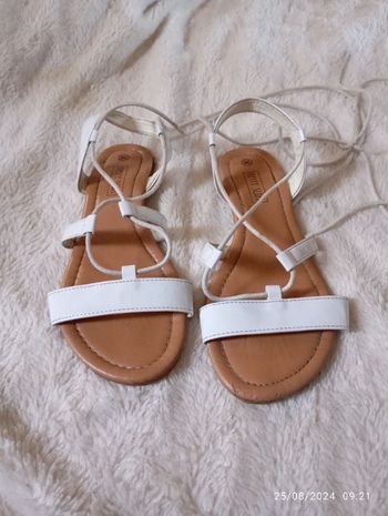 Nu-pieds Merry Scott