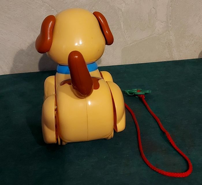 Petit chien Snoopy "Fisher-Price" - photo numéro 3