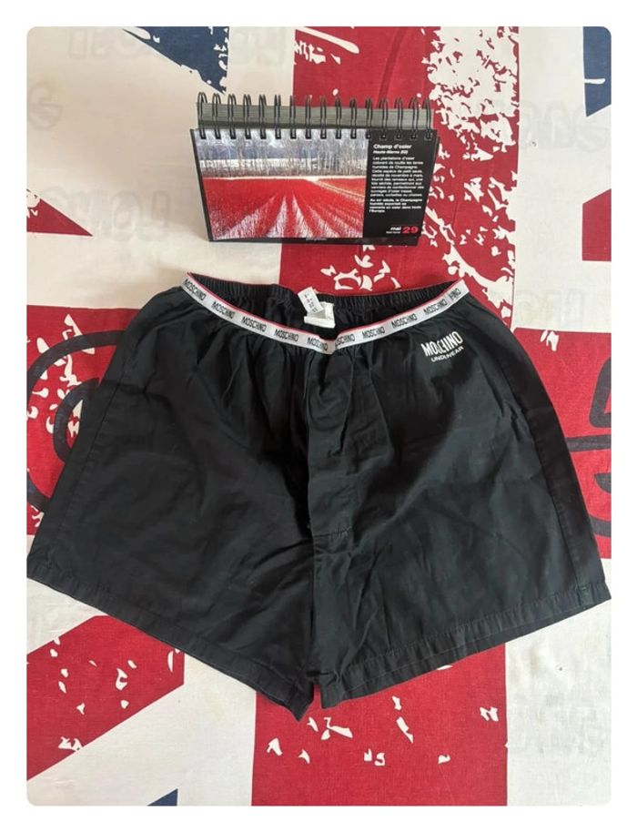Short de pyjama Love Moschino taille xs