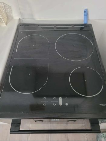 Cuisiniere table à induction HISENSE HI55222BB (gaziniere…) sur St Savine 10300