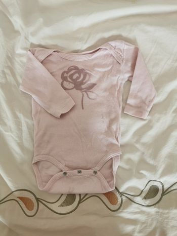 Body rose 3 mois