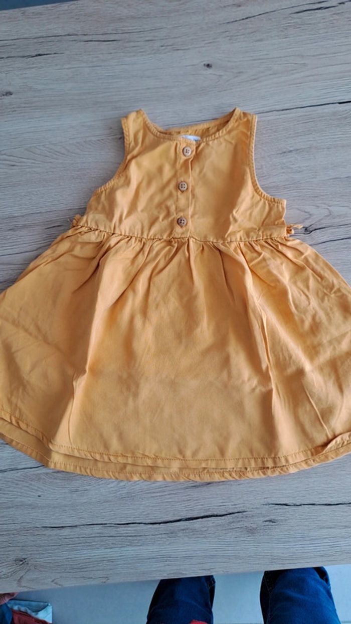 Robe 24 mois - photo numéro 3