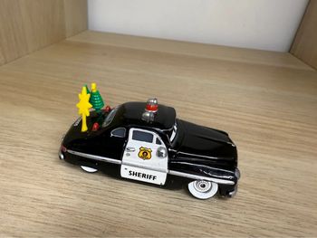Voiture cars shérif Noël Disney Pixar