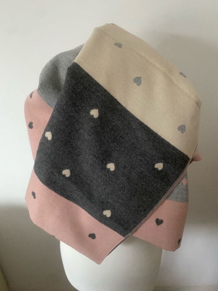 Superbe grande écharpe d'hiver neuve - photo numéro 3