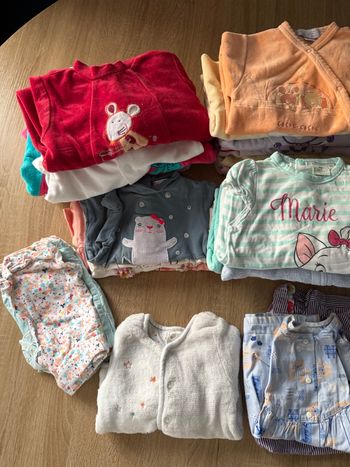 Gros lots enfant environ 30 pièces, 3 mois 