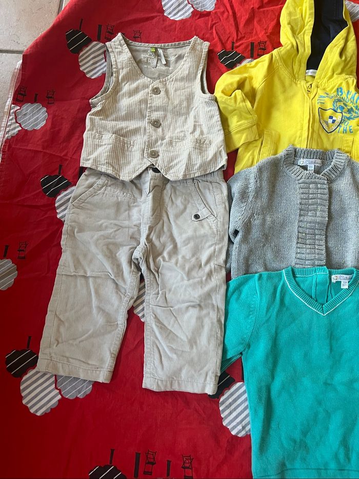 Lot de vêtements enfants 12 mois - photo numéro 2