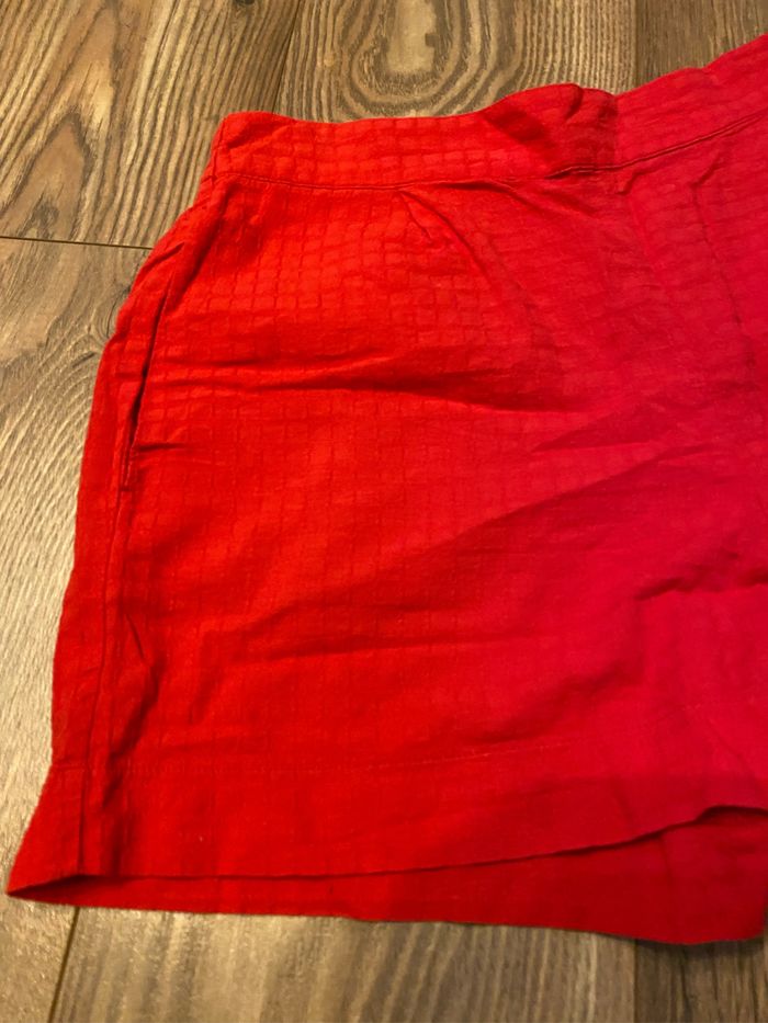 Short rouge Camaïeu taille M, neuf - photo numéro 2