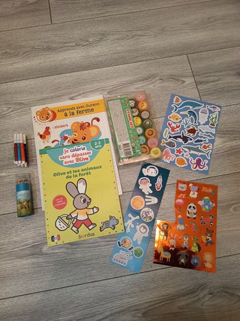 Lot neuf d'activités manuelles