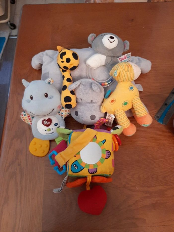 Lot de 6 jouets d'éveil