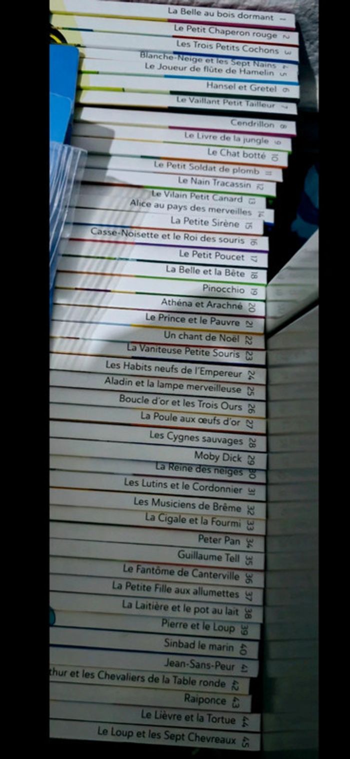 Collection audiocontes hachette livre et figurine 7€