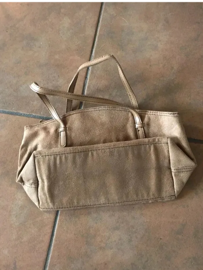 Sac à main en  peau de pêche neuf - photo numéro 4