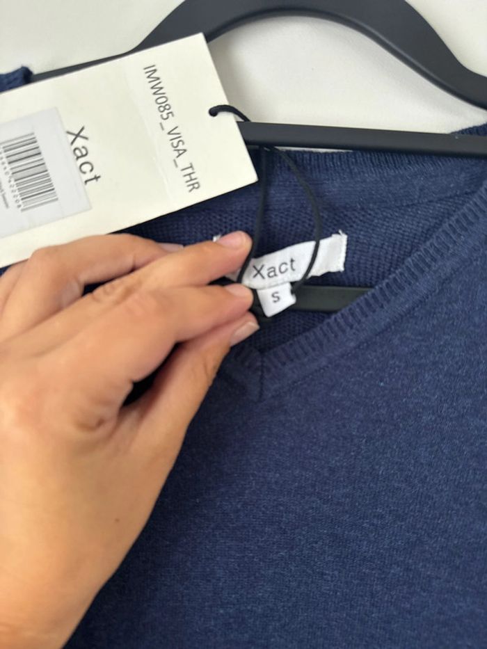 👕 Pull col en V - homme taille S - xact clothing- neuf avec étiquette - photo numéro 4