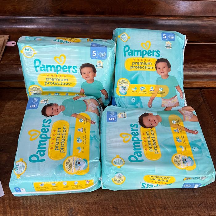 Couche taille 5 Pampers Premium taille 5 : 136 couches - photo numéro 3