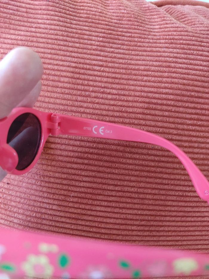 Lunettes de soleil - photo numéro 3