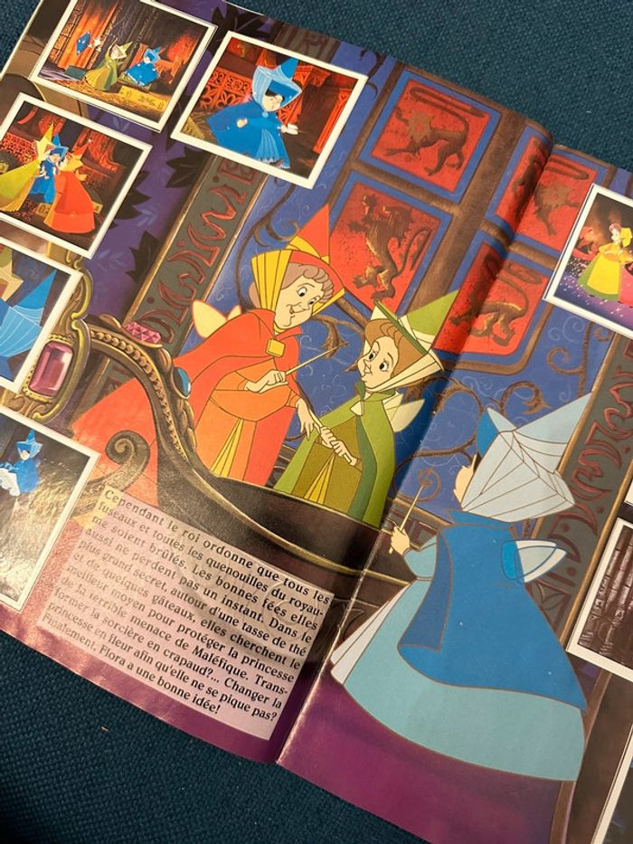 Album livre Panini complet stickers autocollants Disney La belle au bois dormant - photo numéro 6
