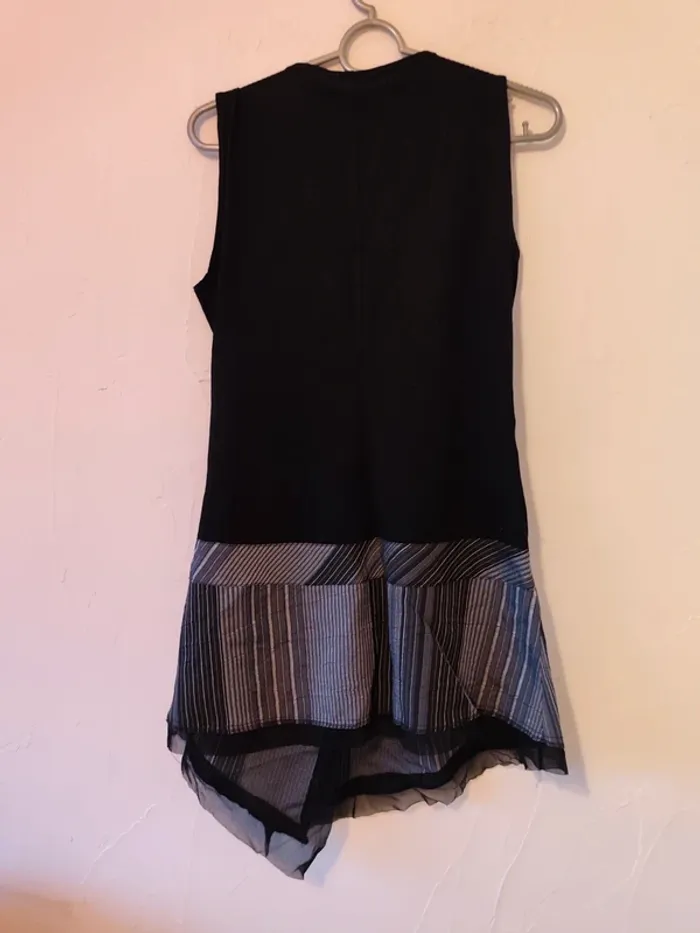 Magnifique tunique noire vintage jus d'orange Paris taille 38 ou M - photo numéro 4
