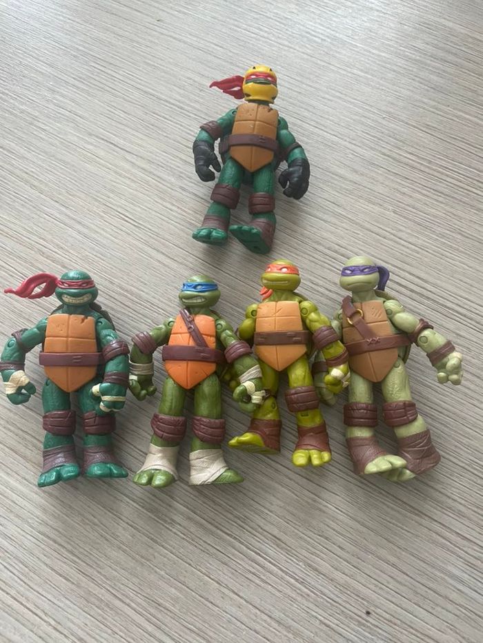 lot figurine Tortue ninja