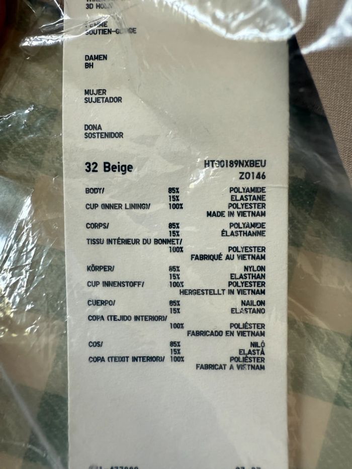 Soutien gorge sans armature 3D Uniqlo 100/105 B C - photo numéro 4